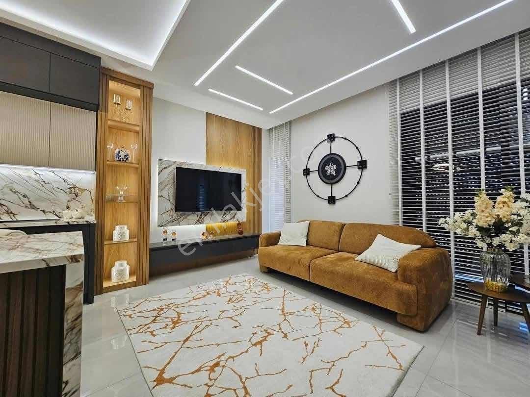 Saygın Dan Yenışafak Da Ultra Lüks Satılık Daire — fotoğraf 27