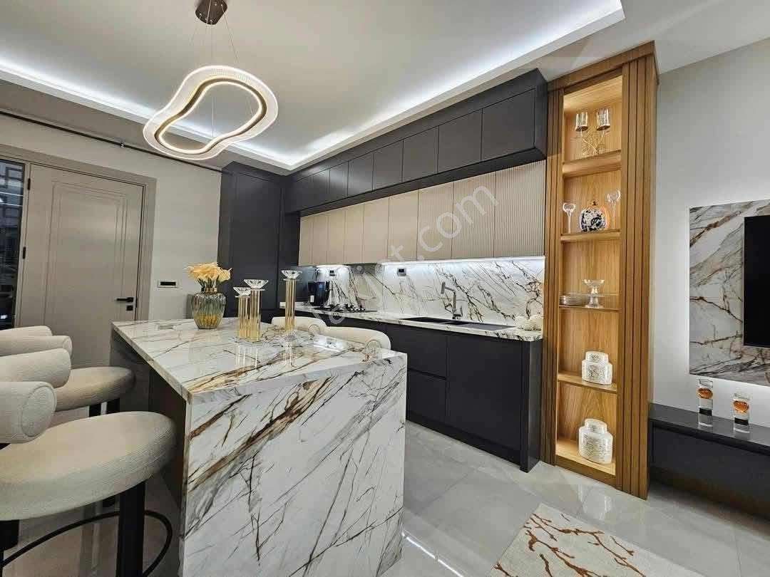 Saygın Dan Yenışafak Da Ultra Lüks Satılık Daire — fotoğraf 28