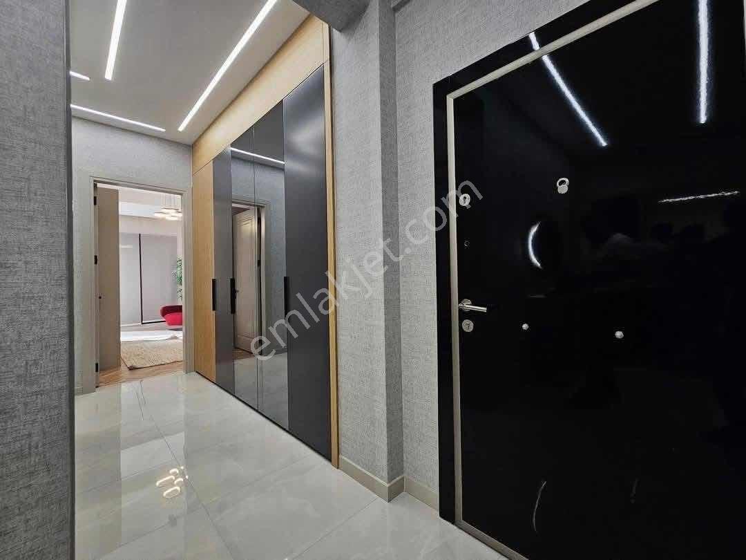 Saygın Dan Yenışafak Da Ultra Lüks Satılık Daire — fotoğraf 31