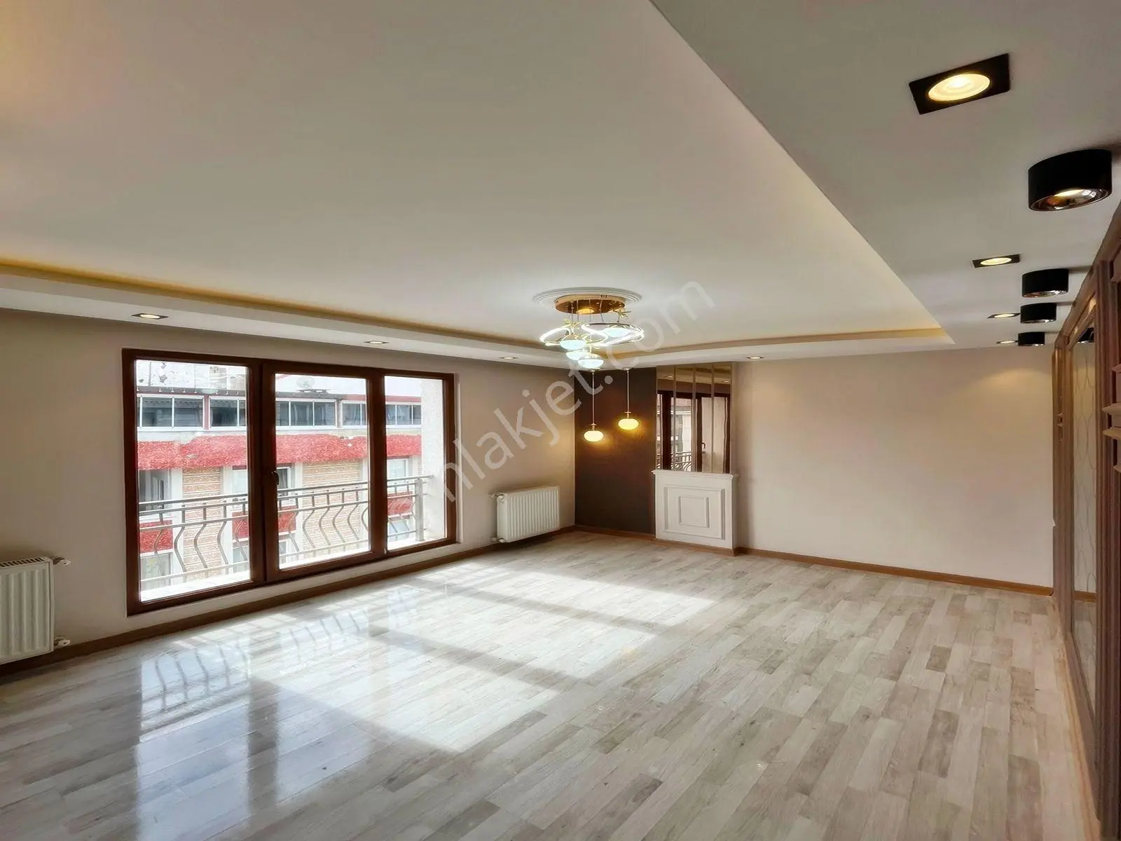 Esenyurt Mehterçeşme'de 2+1 Dekoratif Detaylı Satılık Daire — fotoğraf 4