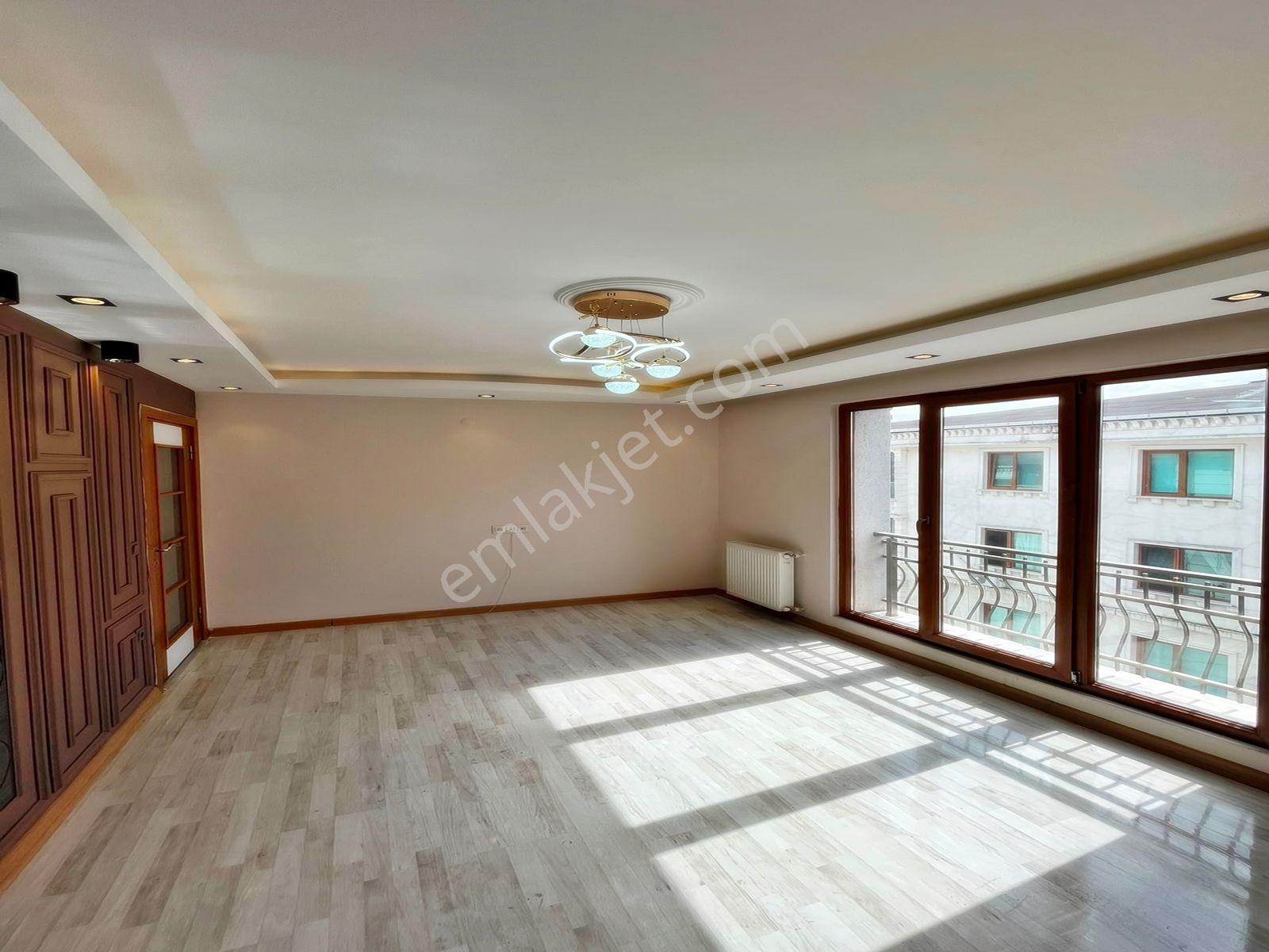 Esenyurt Mehterçeşme'de 2+1 Dekoratif Detaylı Satılık Daire — fotoğraf 6