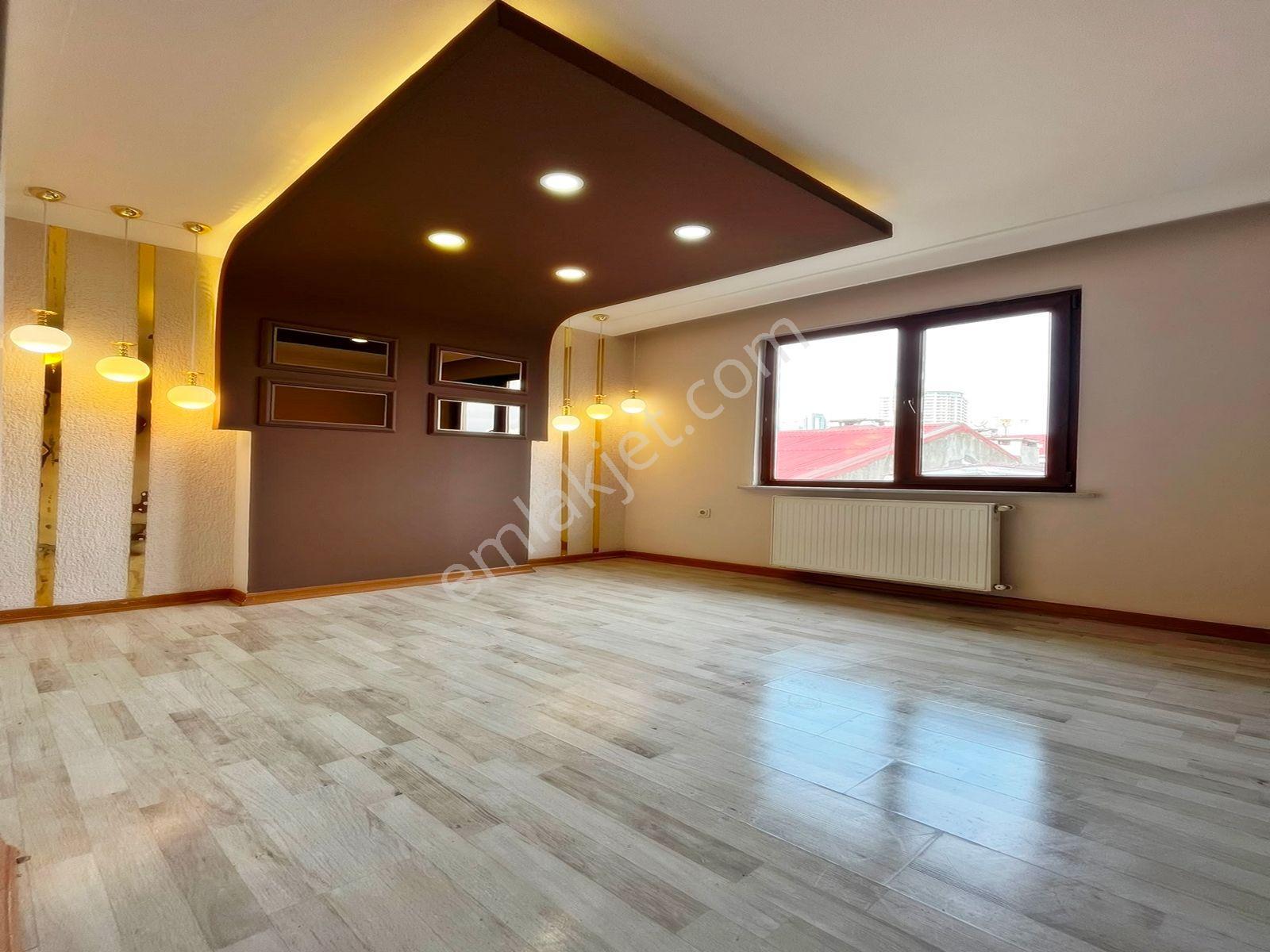 Esenyurt Mehterçeşme'de 2+1 Dekoratif Detaylı Satılık Daire — fotoğraf 7