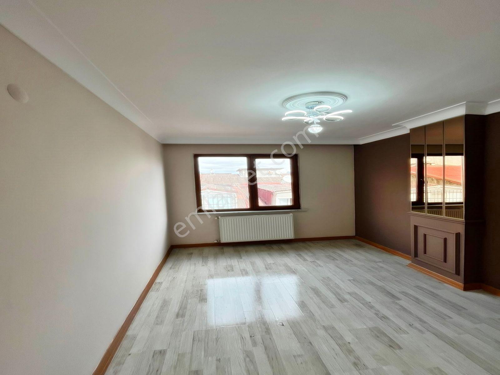 Esenyurt Mehterçeşme'de 2+1 Dekoratif Detaylı Satılık Daire — fotoğraf 10