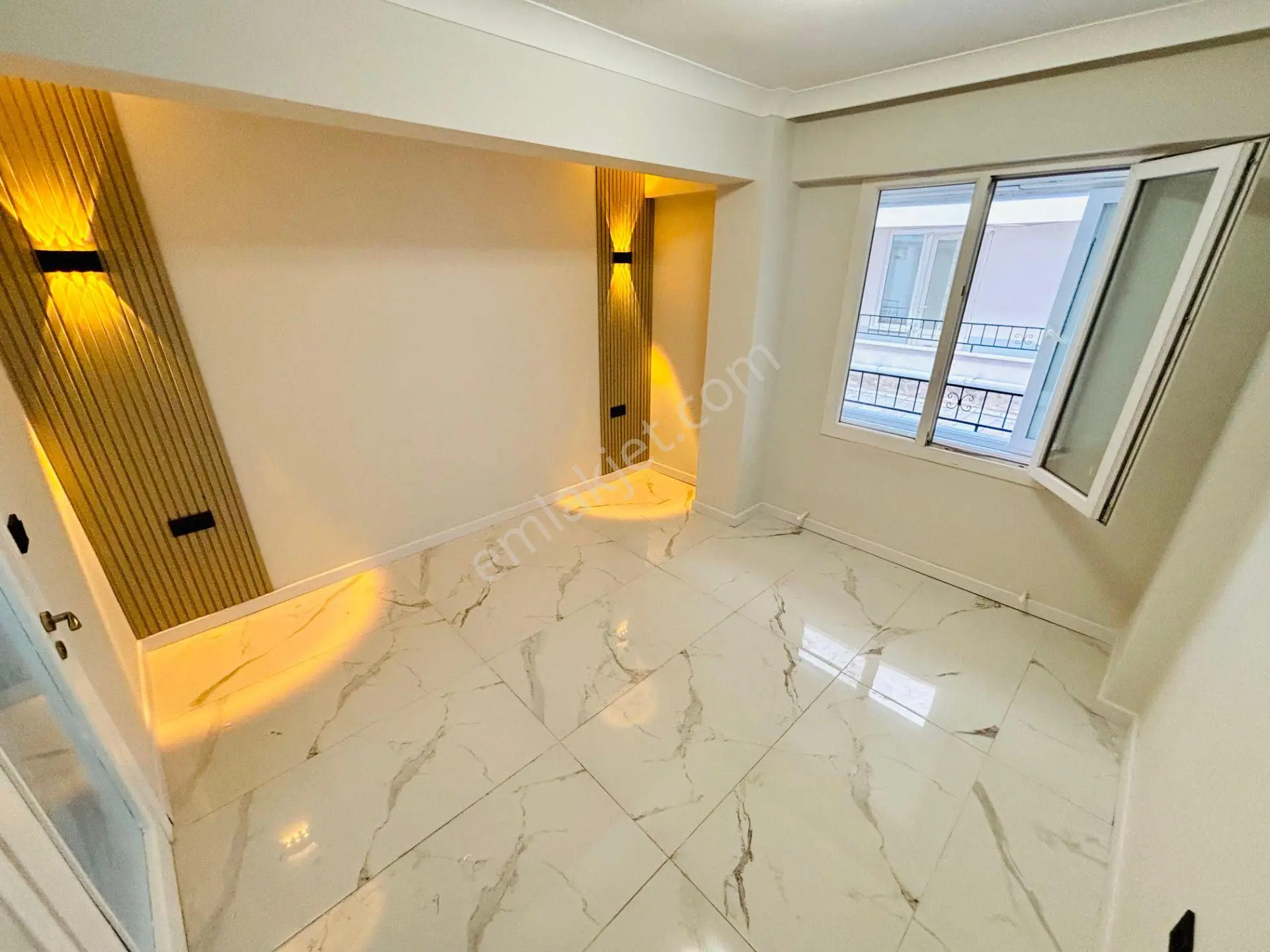 Yükselden Altınkumda 50 M² Şık Ada Mutfaklı 1+1 Satılık Daire — fotoğraf 22