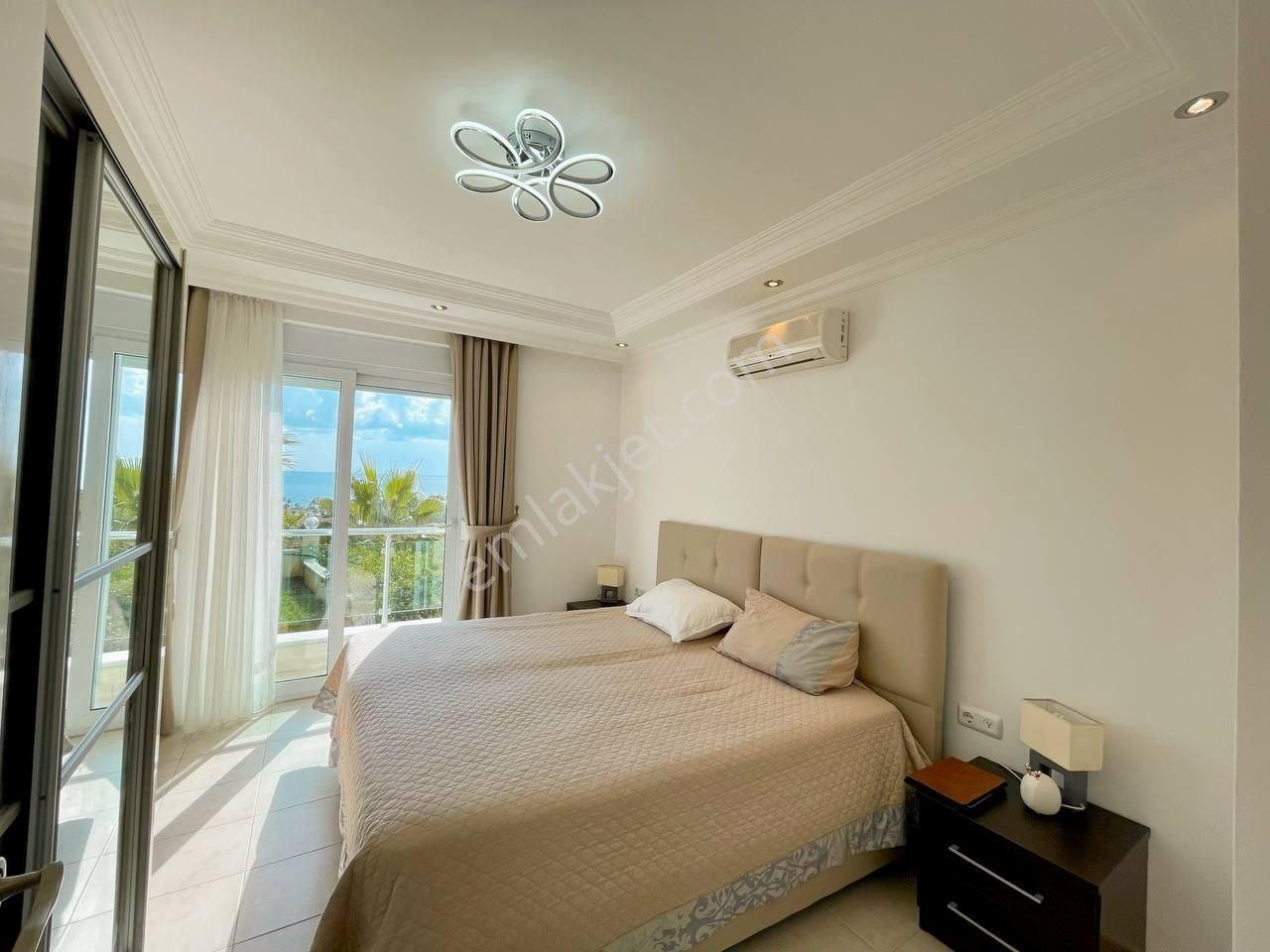 Alanya’nın Merkezinde Deniz Manzaralı 2+1 Özel Daire — fotoğraf 11