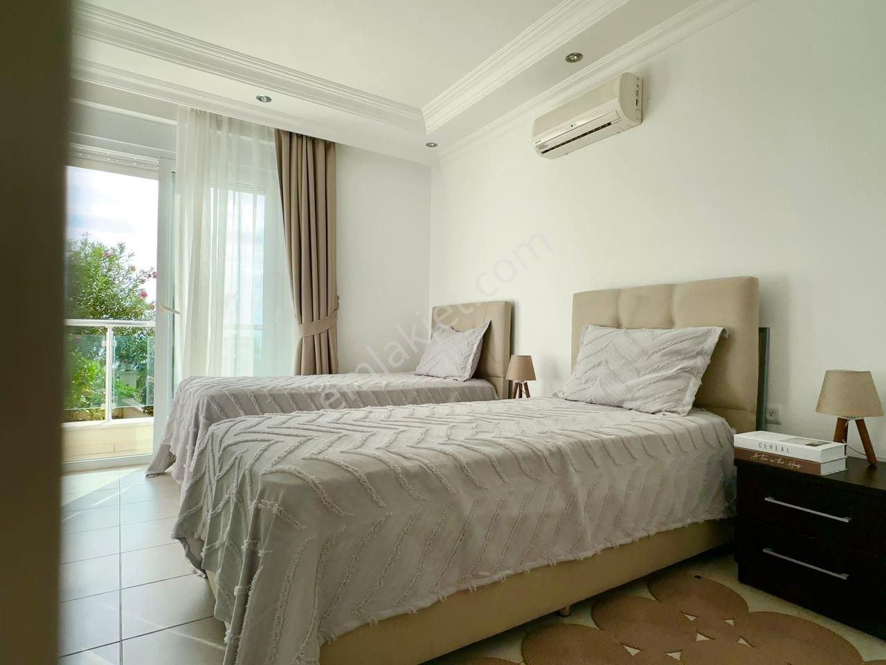 Alanya’nın Merkezinde Deniz Manzaralı 2+1 Özel Daire — fotoğraf 17