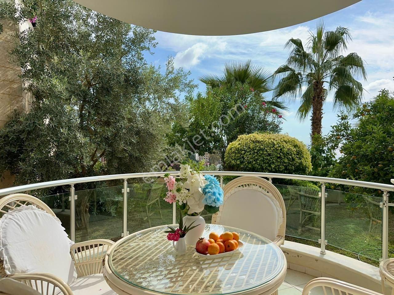 Alanya’nın Merkezinde Deniz Manzaralı 2+1 Özel Daire — fotoğraf 24