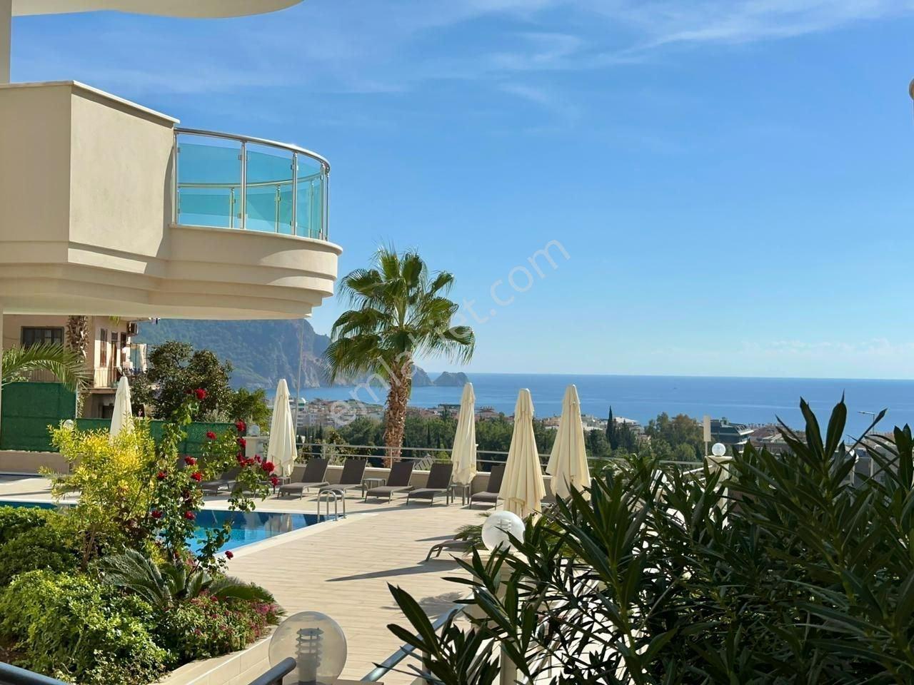 Alanya’nın Merkezinde Deniz Manzaralı 2+1 Özel Daire — fotoğraf 31