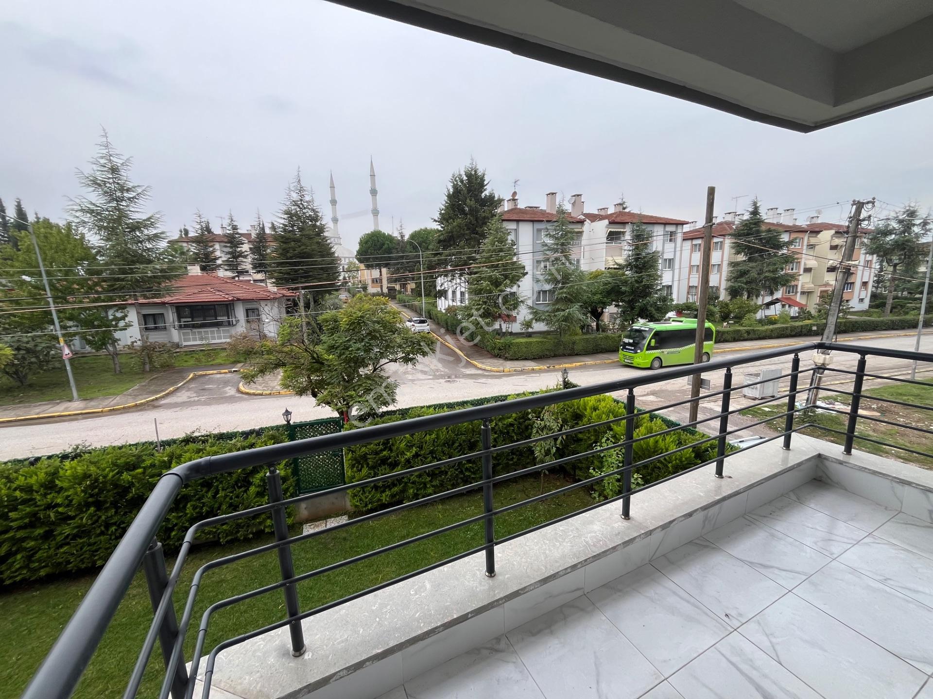 Başiskele Yeniköy’de Siteiçi 3+1 Satılık Çatı Dubleks — fotoğraf 8