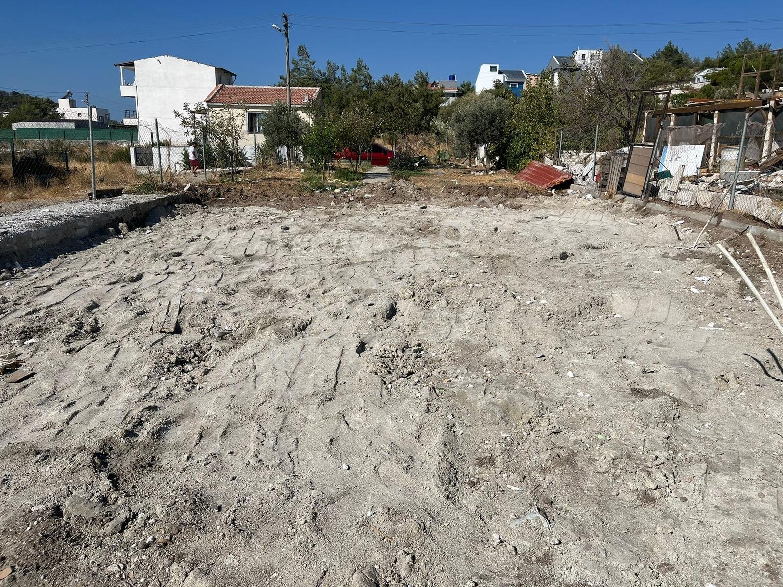Çandarlı Mavıkent'te Satılık Vılla Imarlı Arsa — fotoğraf 7