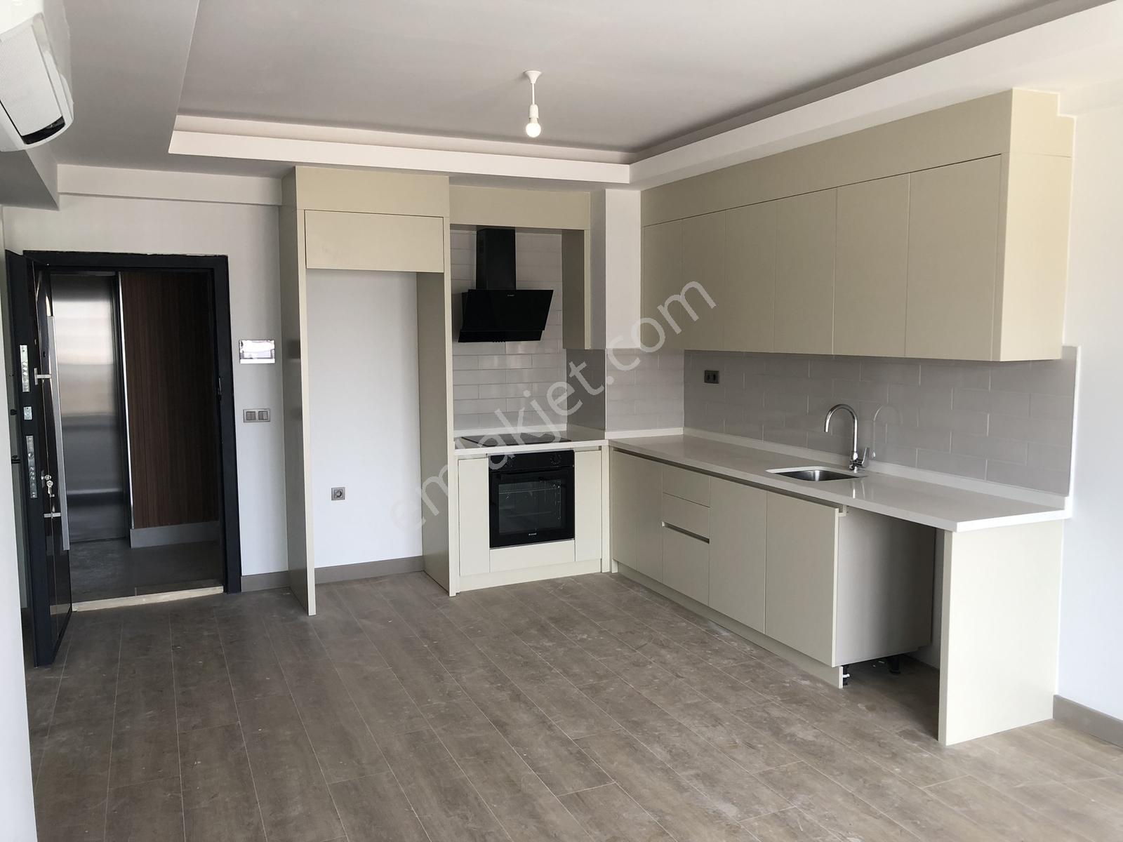 Aksu Altıntaş Satılık Lüks 2+1 K.otopark Çift Yüzme Havuz — fotoğraf 5