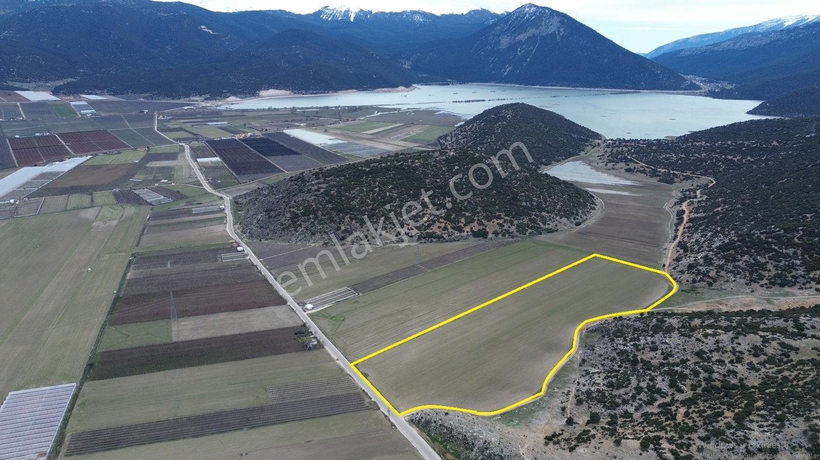 Vip Gayrimenkul'den Karamık Mah. Yol Cepheli 85.950m² Tarla — fotoğraf 2