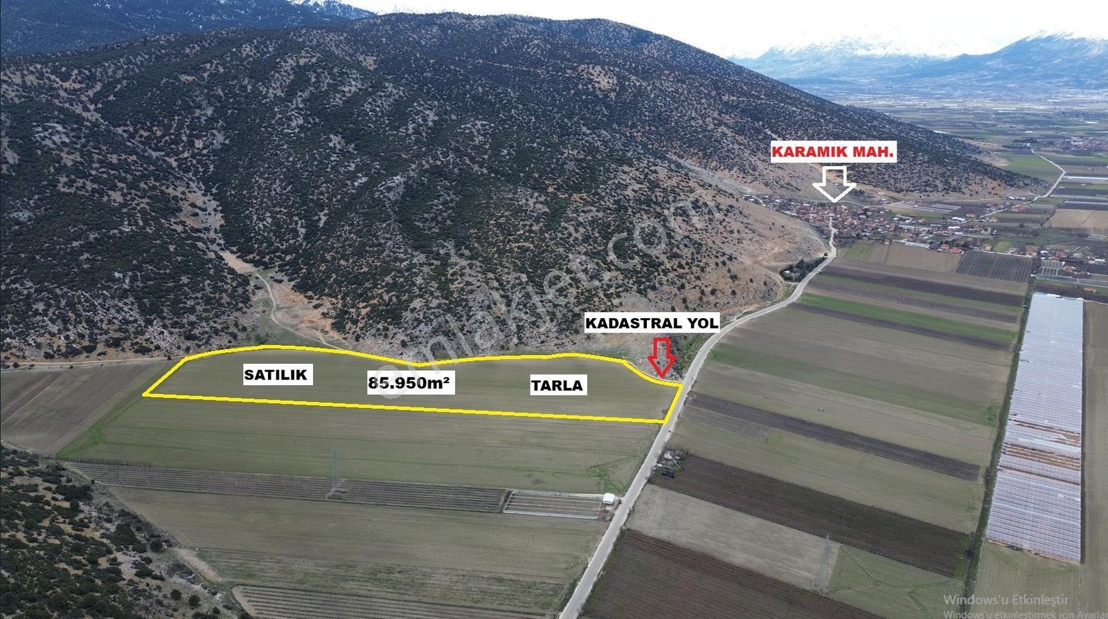 Vip Gayrimenkul'den Karamık Mah. Yol Cepheli 85.950m² Tarla — fotoğraf 4