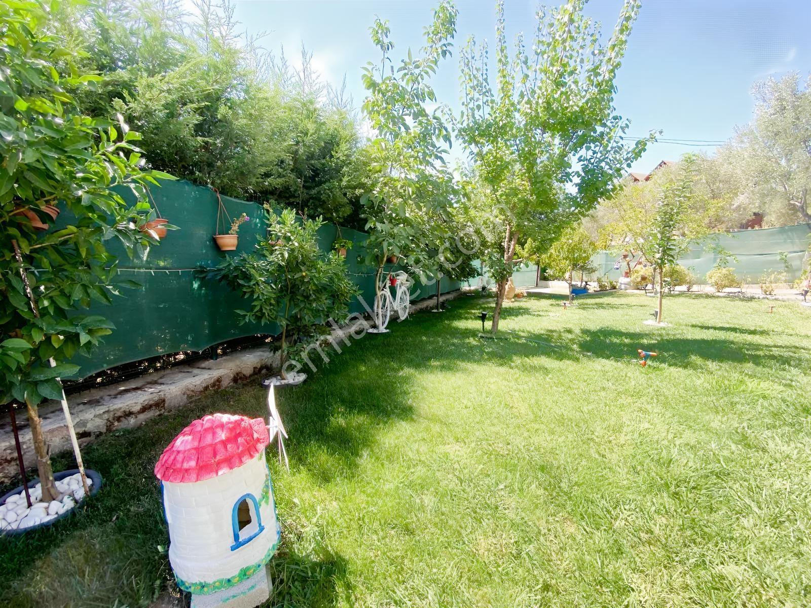Kemalpaşa Satılık 310 M2 Tarla Ve Evi — fotoğraf 6