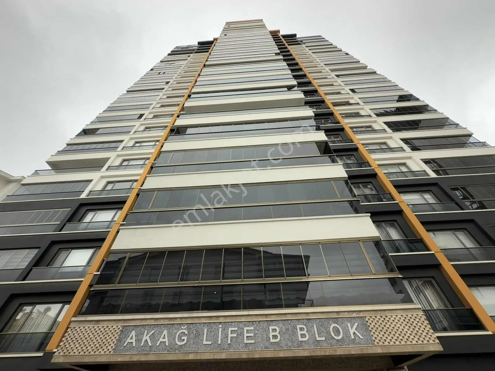 Kılıçsoy'Dan Akağ Life 4+1 İskanlı Yüksek Krediye Uygun Site