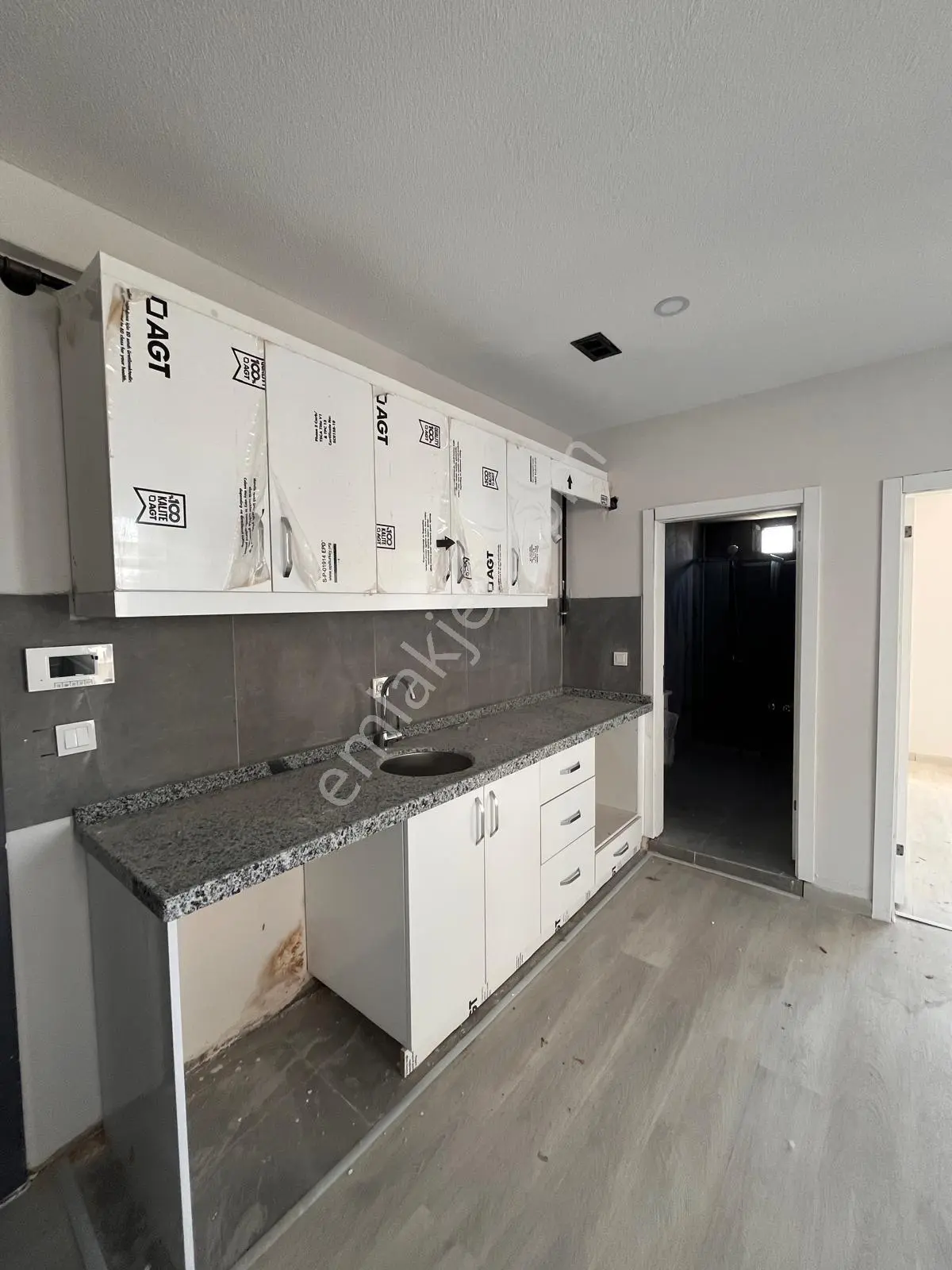Redstone Tekirdağ Muratlıda Sıfır 1+1 Satılık Daire