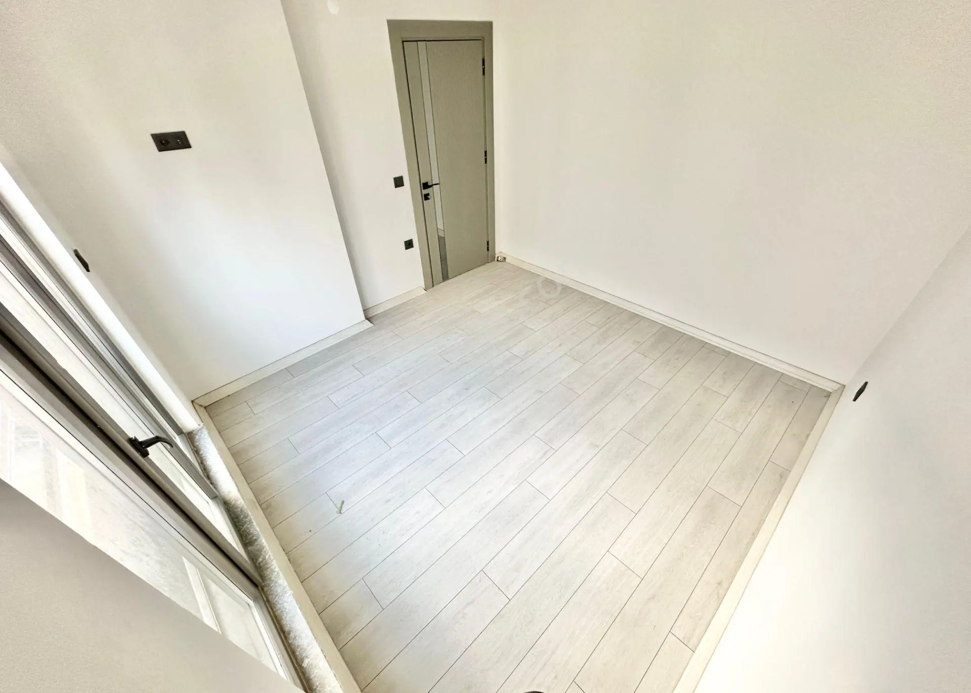 ꧁ay Emlaktan꧂akçay'da Muhteşem Konumlu Asansörlü Çift Banyolu Satılık 2+1 Şık Tasarım Dubleks Daire — fotoğraf 15
