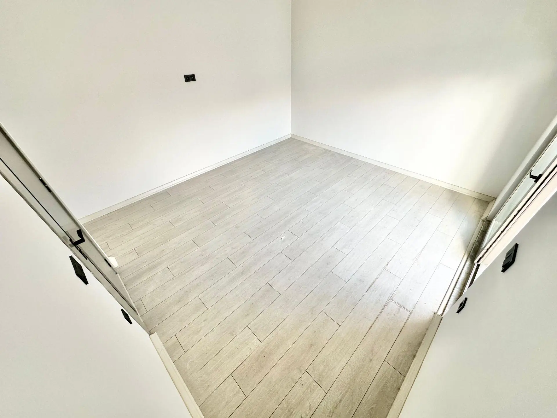 ꧁ay Emlaktan꧂akçay'da Muhteşem Konumlu Asansörlü Çift Banyolu Satılık 2+1 Şık Tasarım Dubleks Daire — fotoğraf 21
