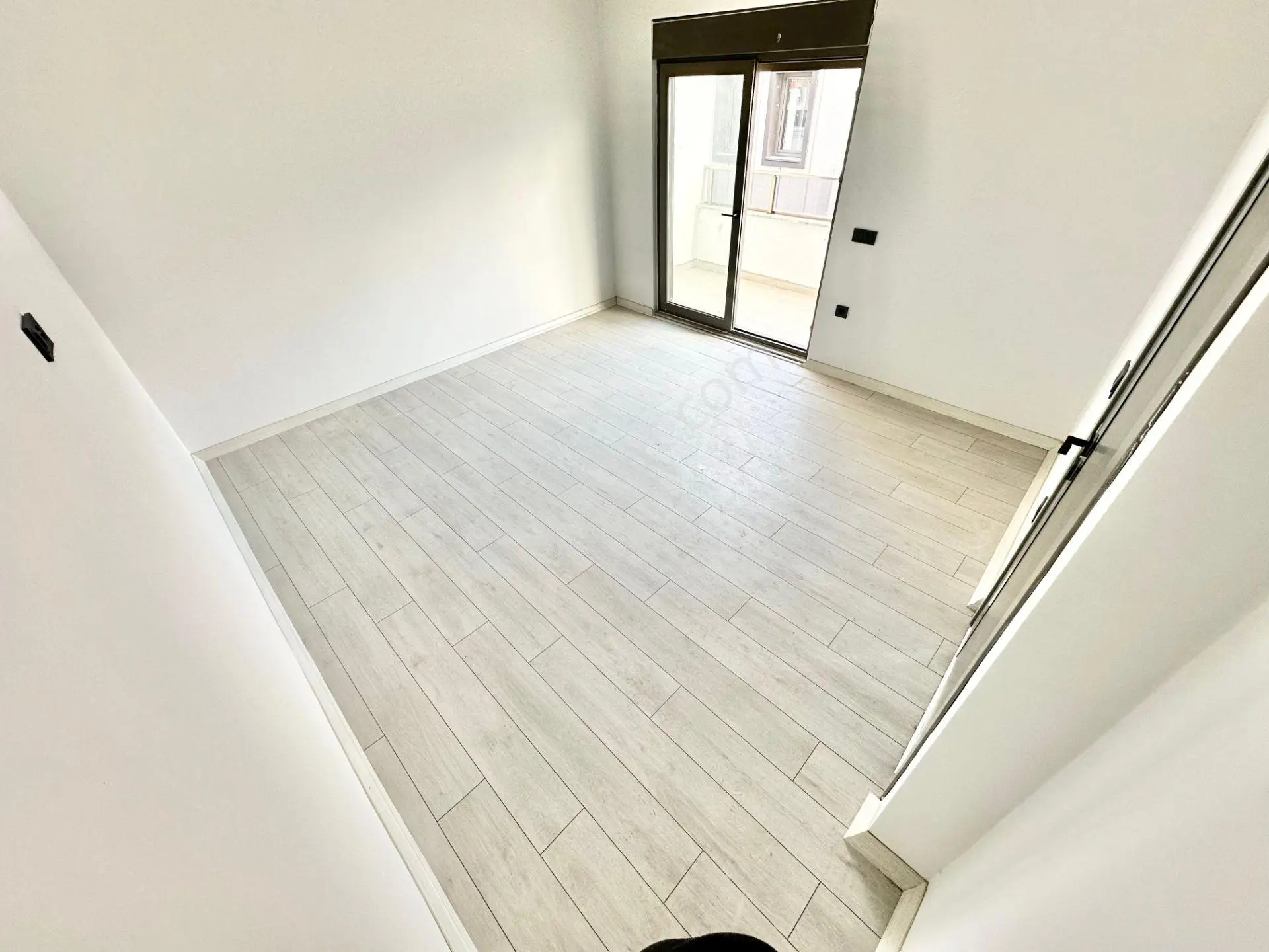 ꧁ay Emlaktan꧂akçay'da Muhteşem Konumlu Asansörlü Çift Banyolu Satılık 2+1 Şık Tasarım Dubleks Daire — fotoğraf 24