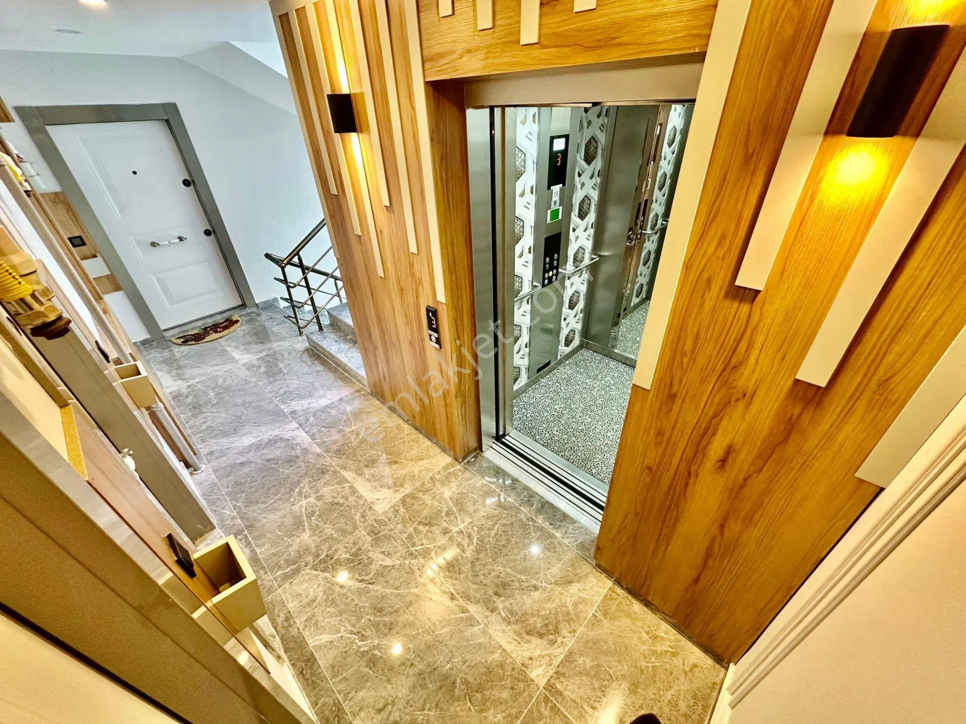 ꧁ay Emlaktan꧂akçay'da Muhteşem Konumlu Asansörlü Çift Banyolu Satılık 2+1 Şık Tasarım Dubleks Daire — fotoğraf 32