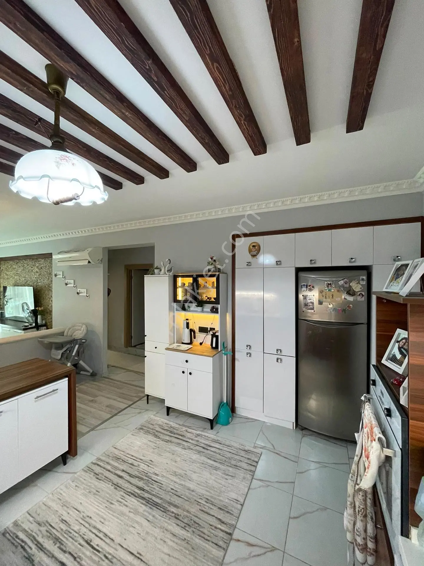 Havuzlu Sitede 2+1 Ara Kat Satılık Daire — fotoğraf 6