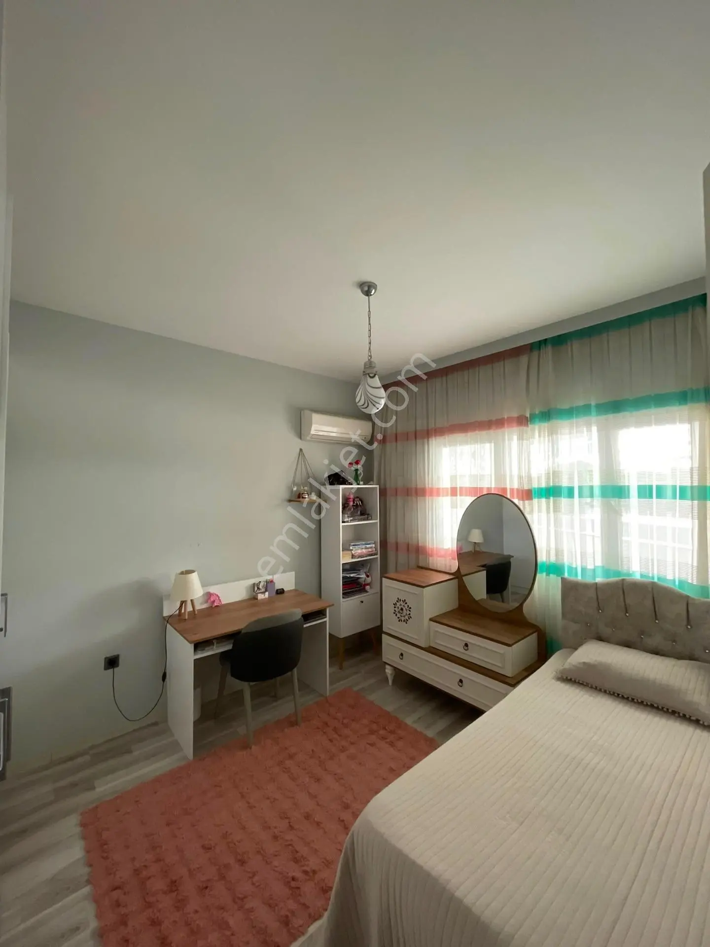 Havuzlu Sitede 2+1 Ara Kat Satılık Daire — fotoğraf 20