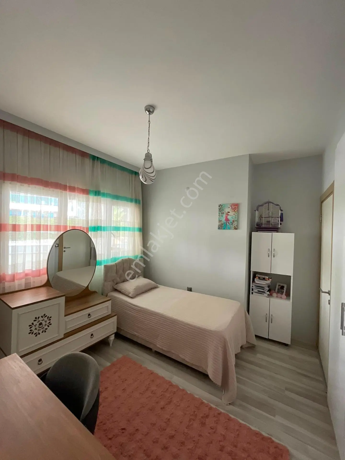 Havuzlu Sitede 2+1 Ara Kat Satılık Daire — fotoğraf 21