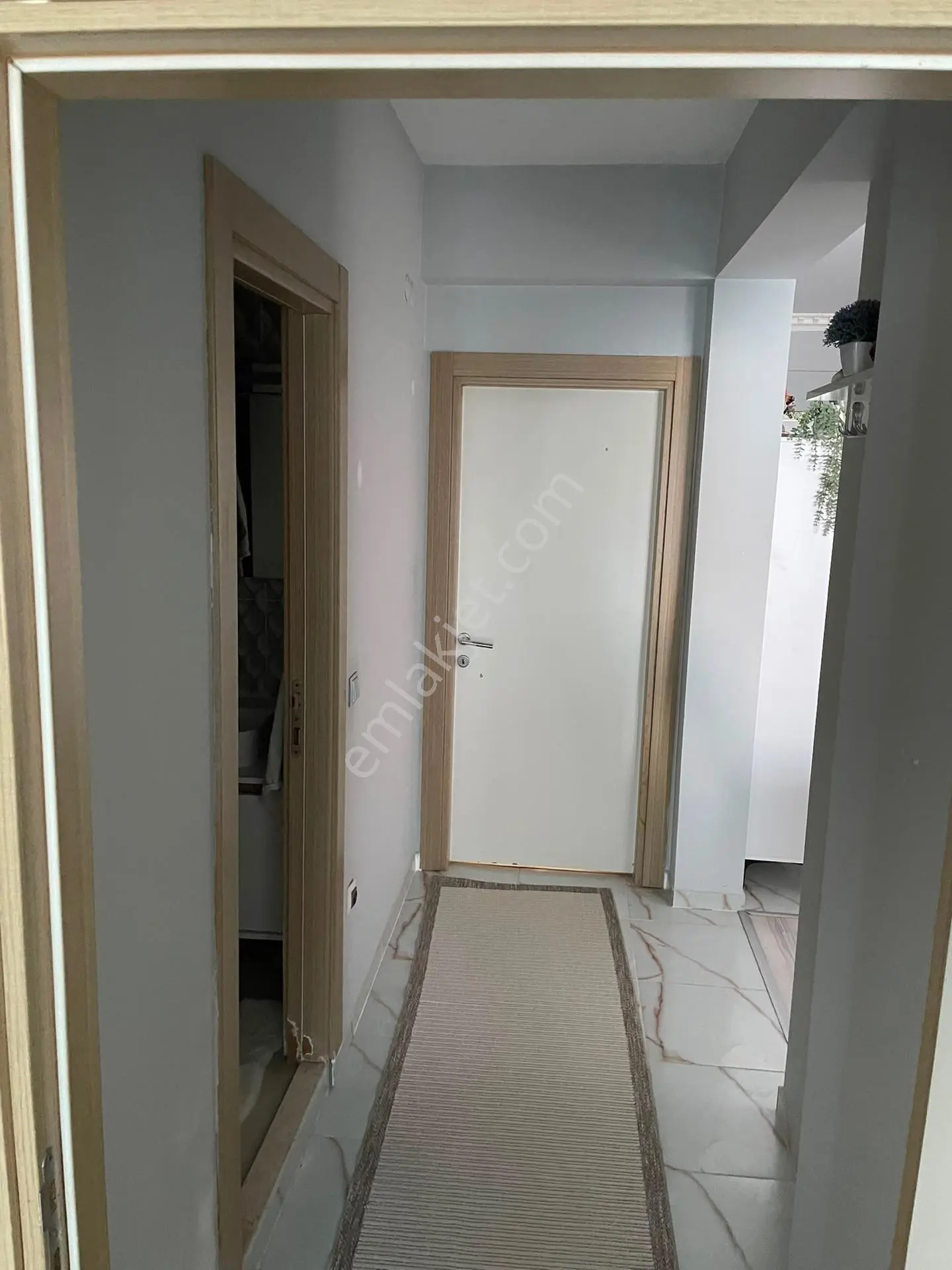 Havuzlu Sitede 2+1 Ara Kat Satılık Daire — fotoğraf 25