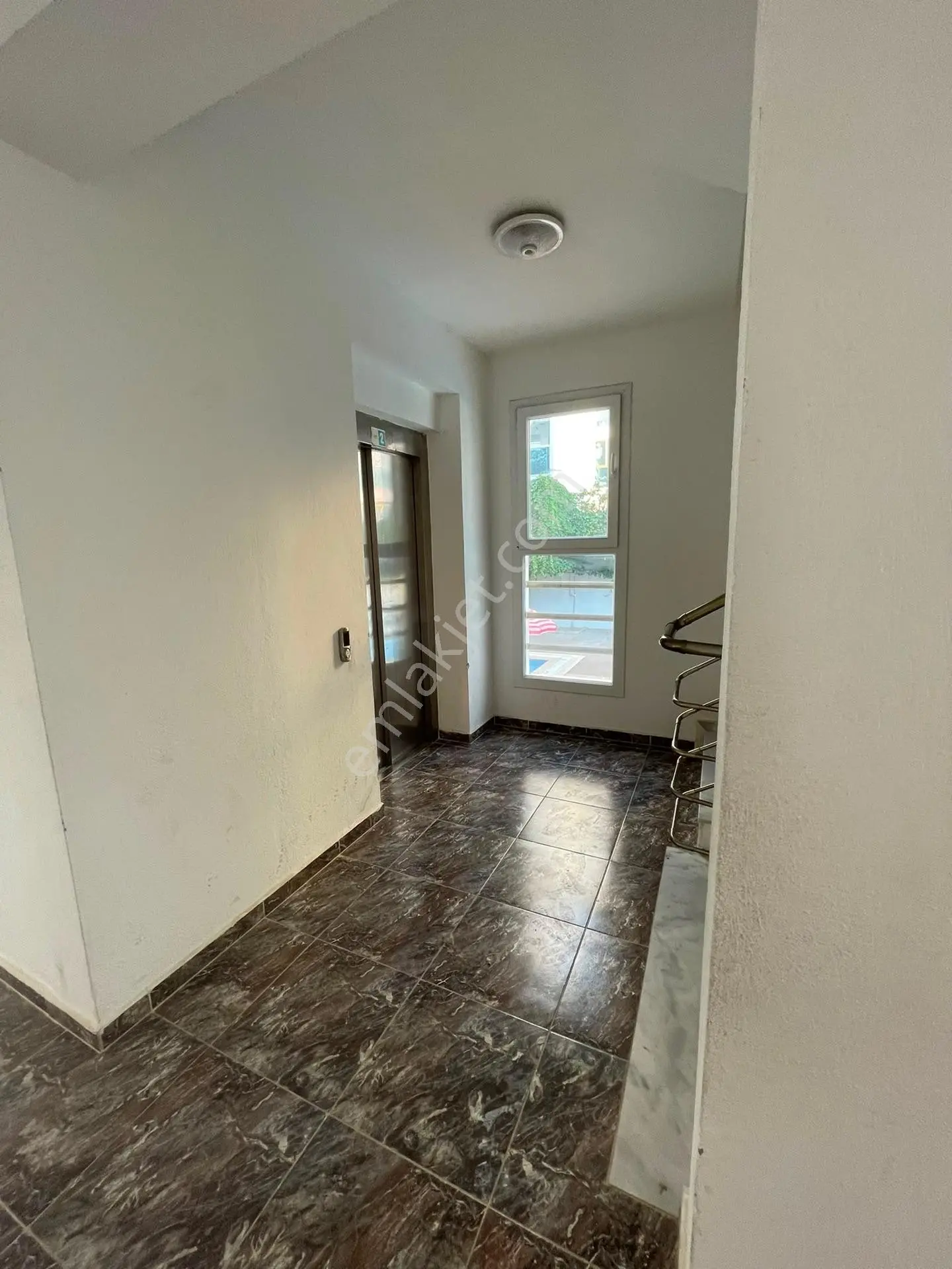 Havuzlu Sitede 2+1 Ara Kat Satılık Daire — fotoğraf 30