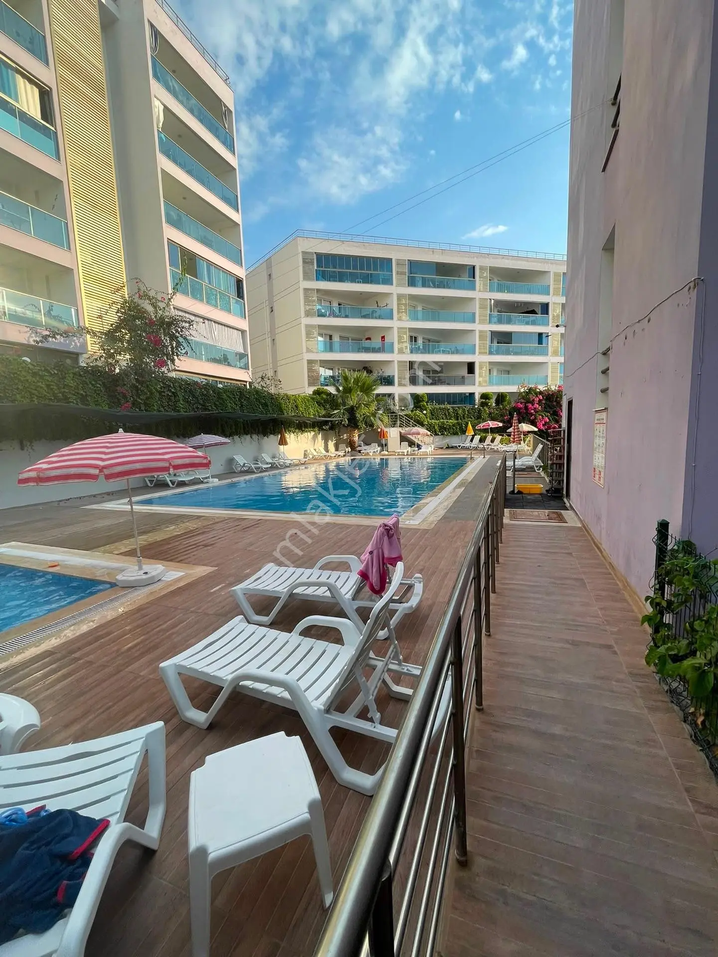 Havuzlu Sitede 2+1 Ara Kat Satılık Daire — fotoğraf 33