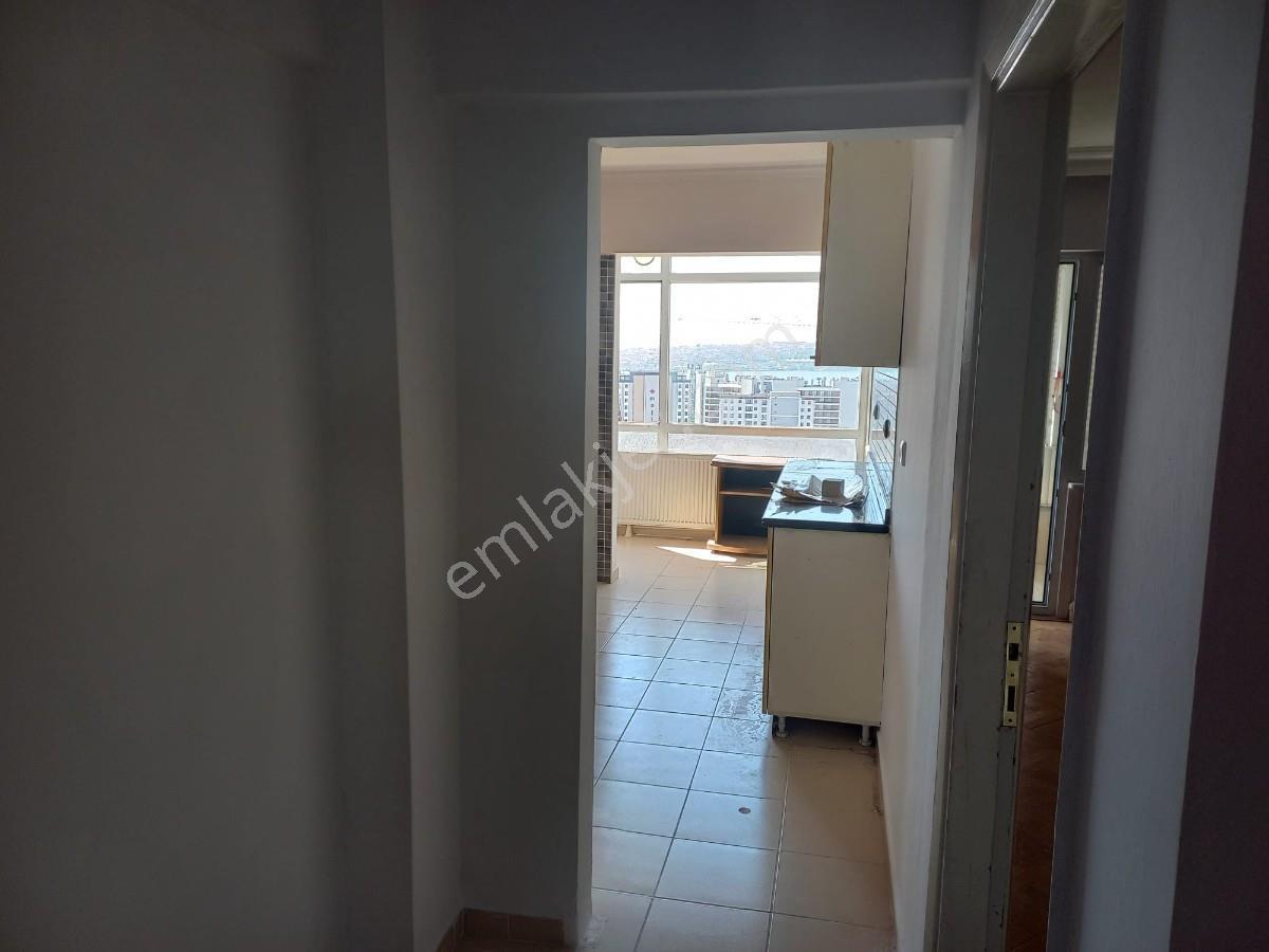 Küçükçekmece Yeni Mahalle 3+1 Satılık Daire — fotoğraf 6