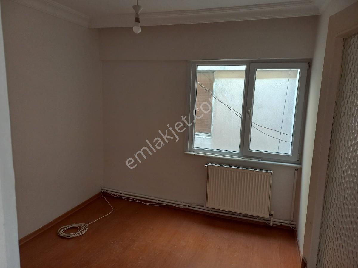 Küçükçekmece Yeni Mahalle 3+1 Satılık Daire — fotoğraf 8