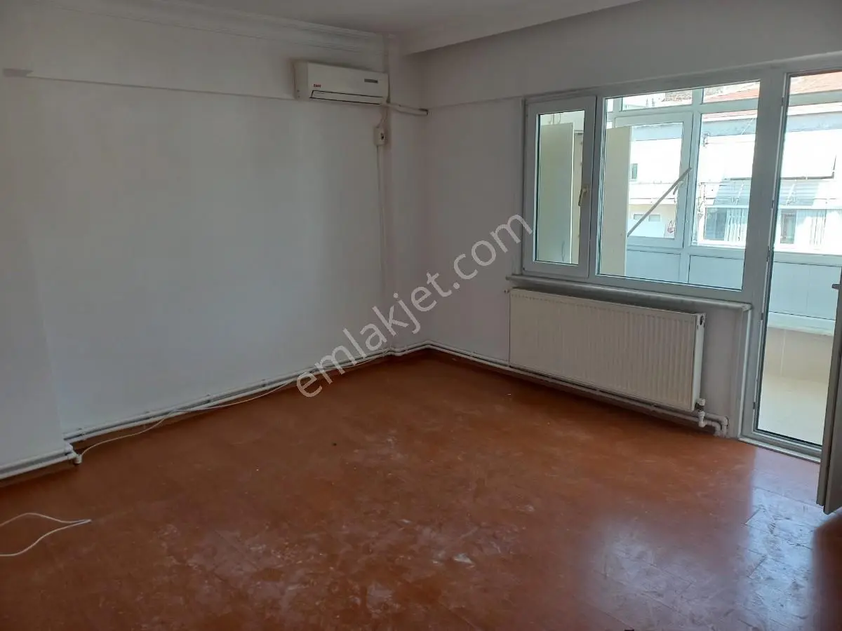 Küçükçekmece Yeni Mahalle 3+1 Satılık Daire — fotoğraf 11