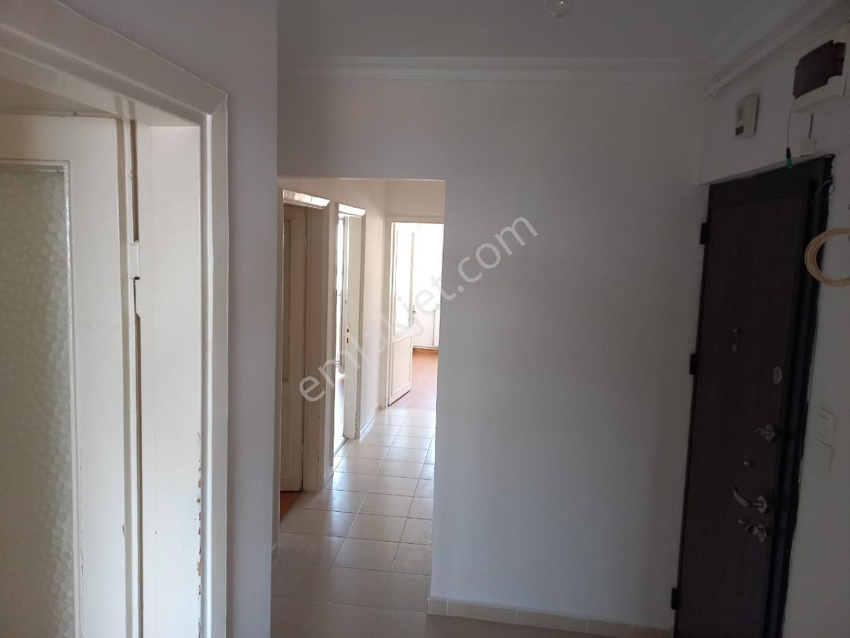 Küçükçekmece Yeni Mahalle 3+1 Satılık Daire — fotoğraf 12