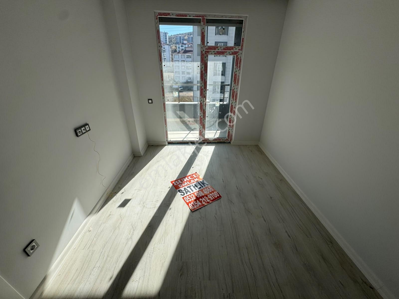 Üniversite Yolunda 3+0 Full Yapılı Daire --- Burcu Emlaktan — fotoğraf 10