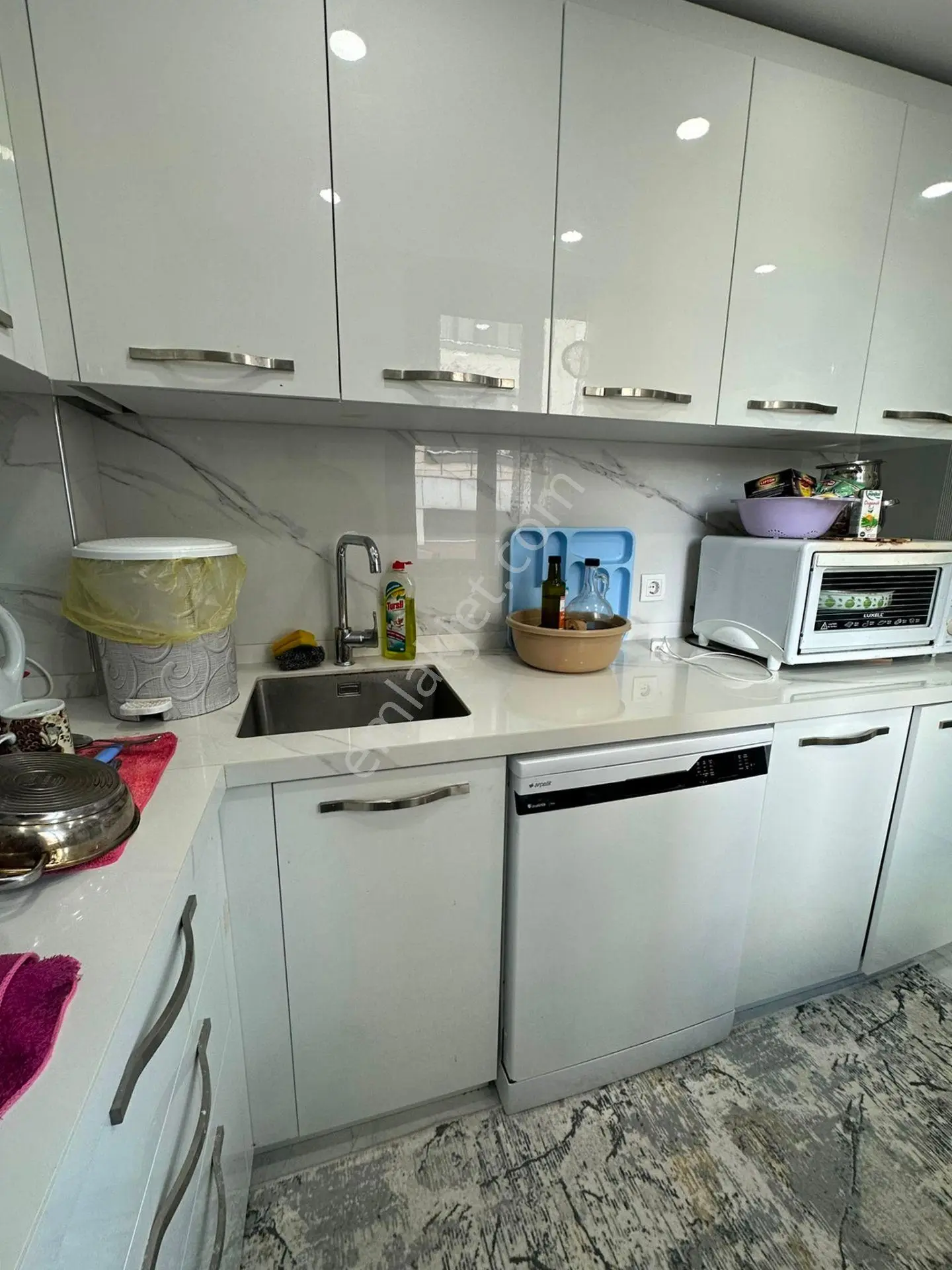 Mertcan'dan Cumhuriyet Mah Arakat 2+1 Balkonlu Lüks Satılık Daire — fotoğraf 13