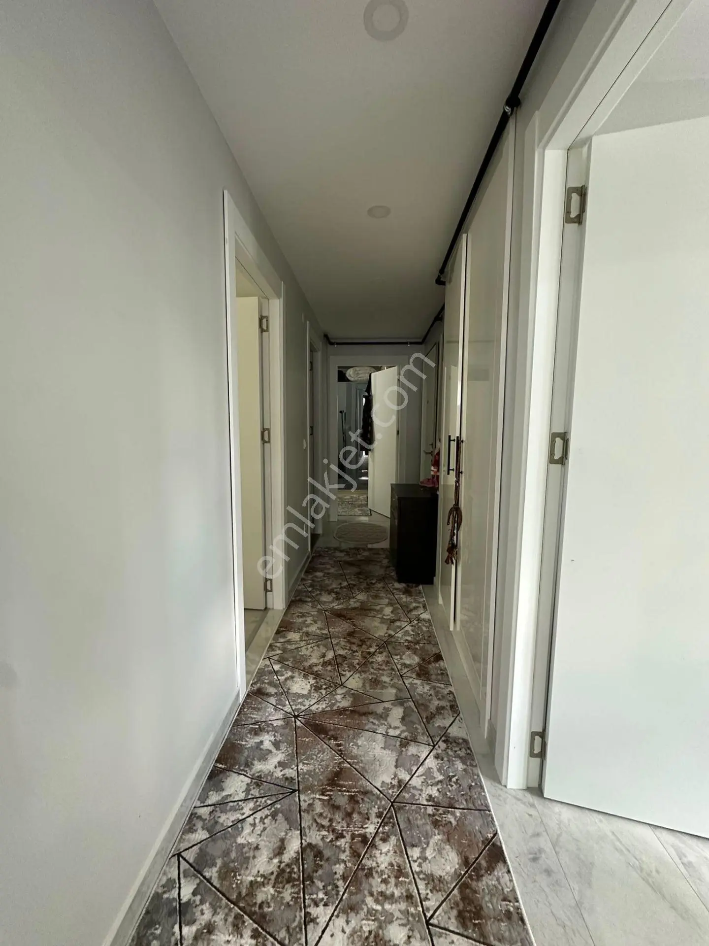 Mertcan'dan Cumhuriyet Mah Arakat 2+1 Balkonlu Lüks Satılık Daire — fotoğraf 20