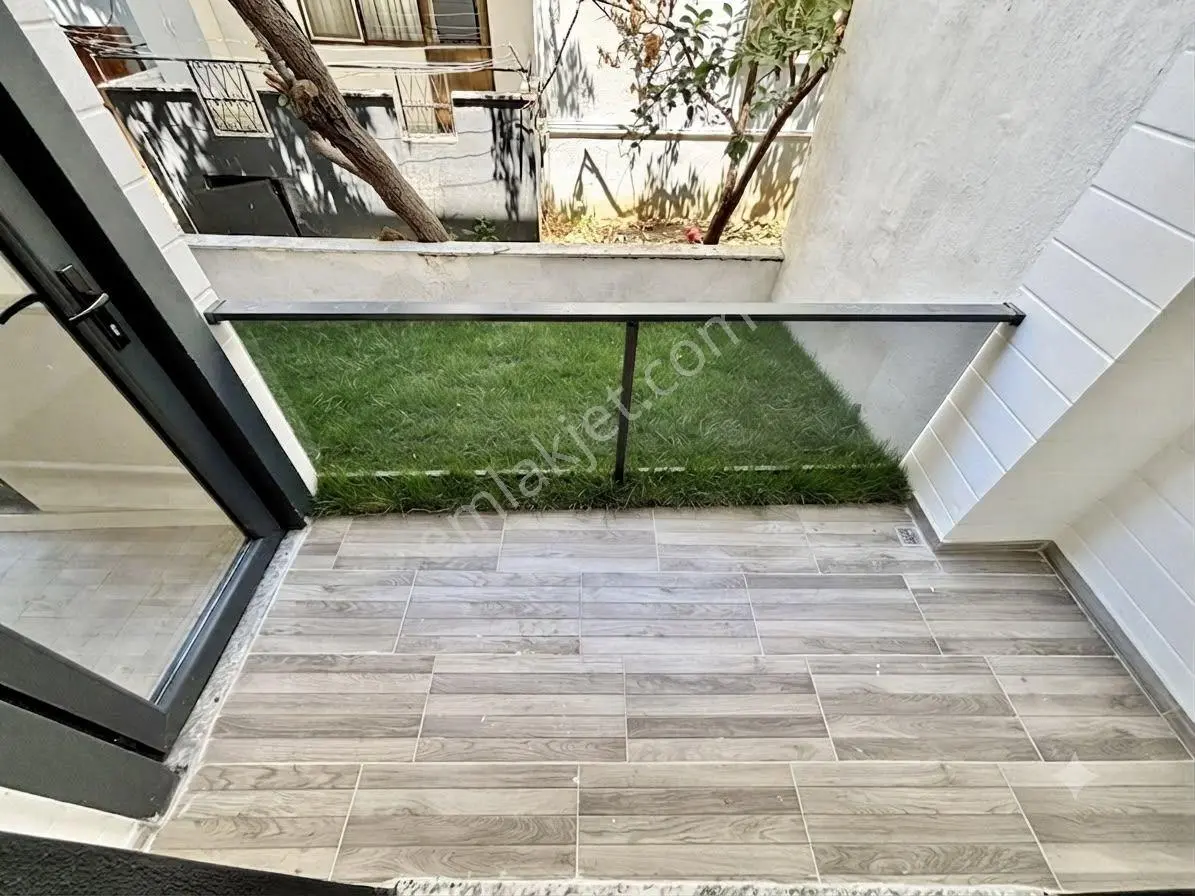 ꧁ay Emlaktan꧂akçay Güre Arasında Muhteşem Konumlu Bahçe Kullanımlı 2+1 Lüks Daire — fotoğraf 11