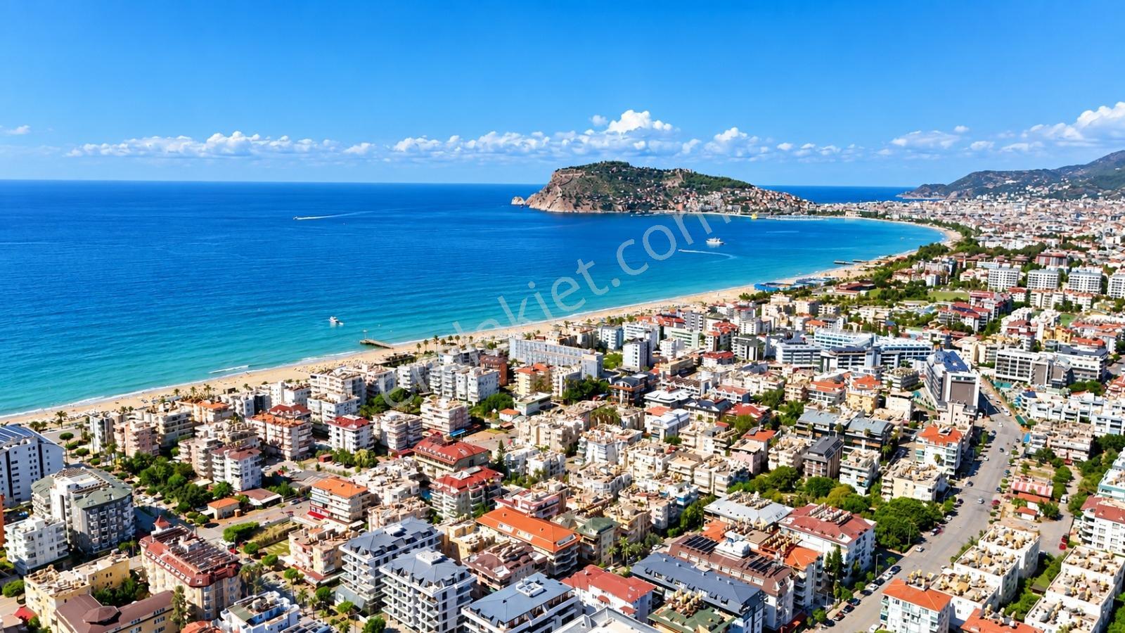 Alanya Oba 2+1 100m2 Havuzlu,eşyalı,denize 300m,merkezde