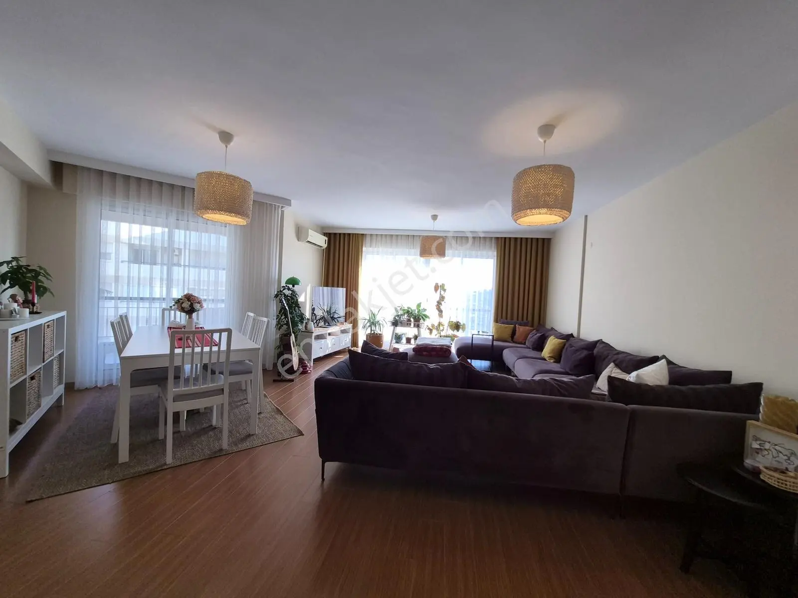Karşıyaka Trioevler Sitesinde Satılık 3+1 165 M2 Daire Kanıt Eml — fotoğraf 2