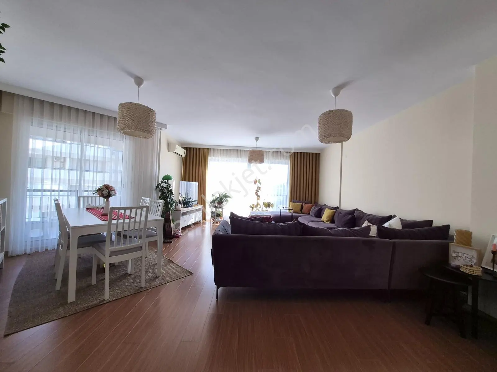 Karşıyaka Trioevler Sitesinde Satılık 3+1 165 M2 Daire Kanıt Eml — fotoğraf 6
