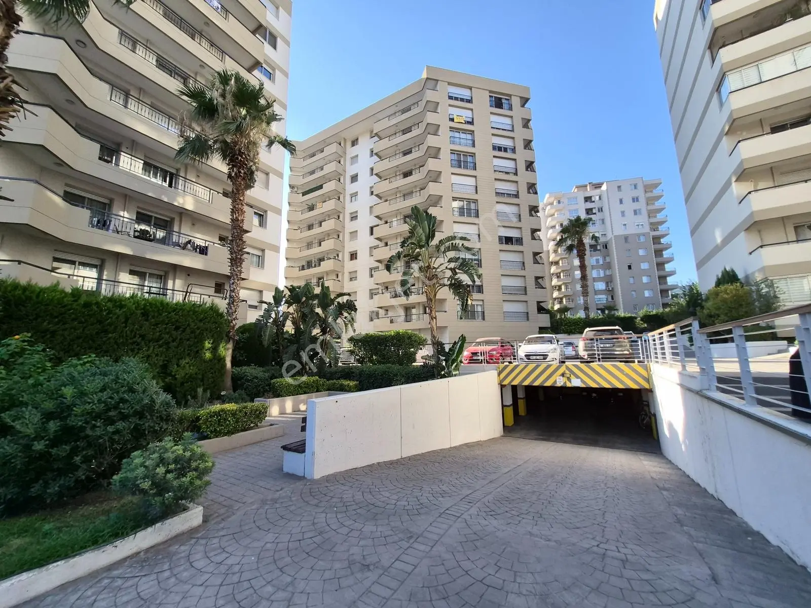 Karşıyaka Trioevler Sitesinde Satılık 3+1 165 M2 Daire Kanıt Eml — fotoğraf 32