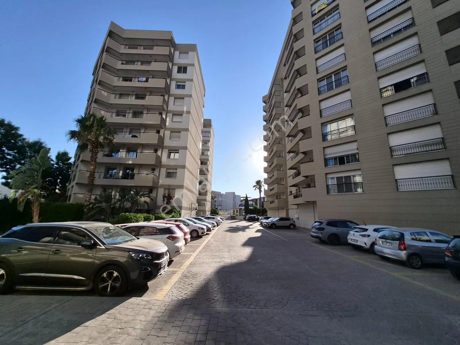 Karşıyaka Trioevler Sitesinde Satılık 3+1 165 M2 Daire Kanıt Eml — fotoğraf 35