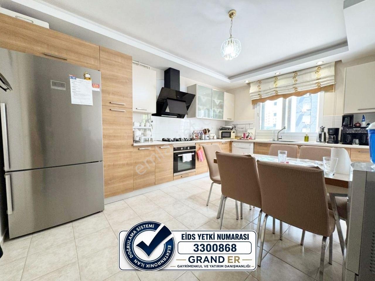 Mezitli Merkez Mah. Site İçerisinde Geniş 3+1 Satılık Daire — fotoğraf 12