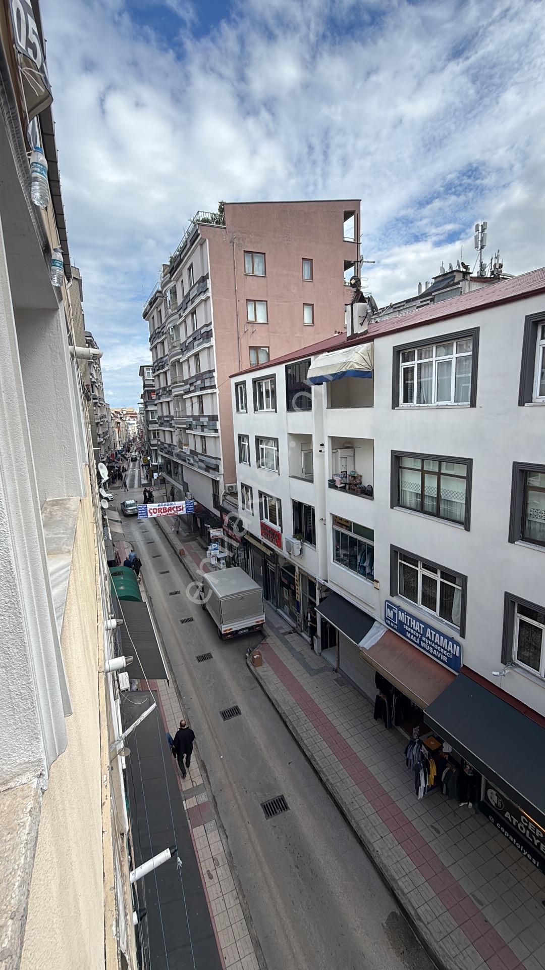 Hurriyet Mahallesinde Az Masraflı Satılık Daire — fotoğraf 3
