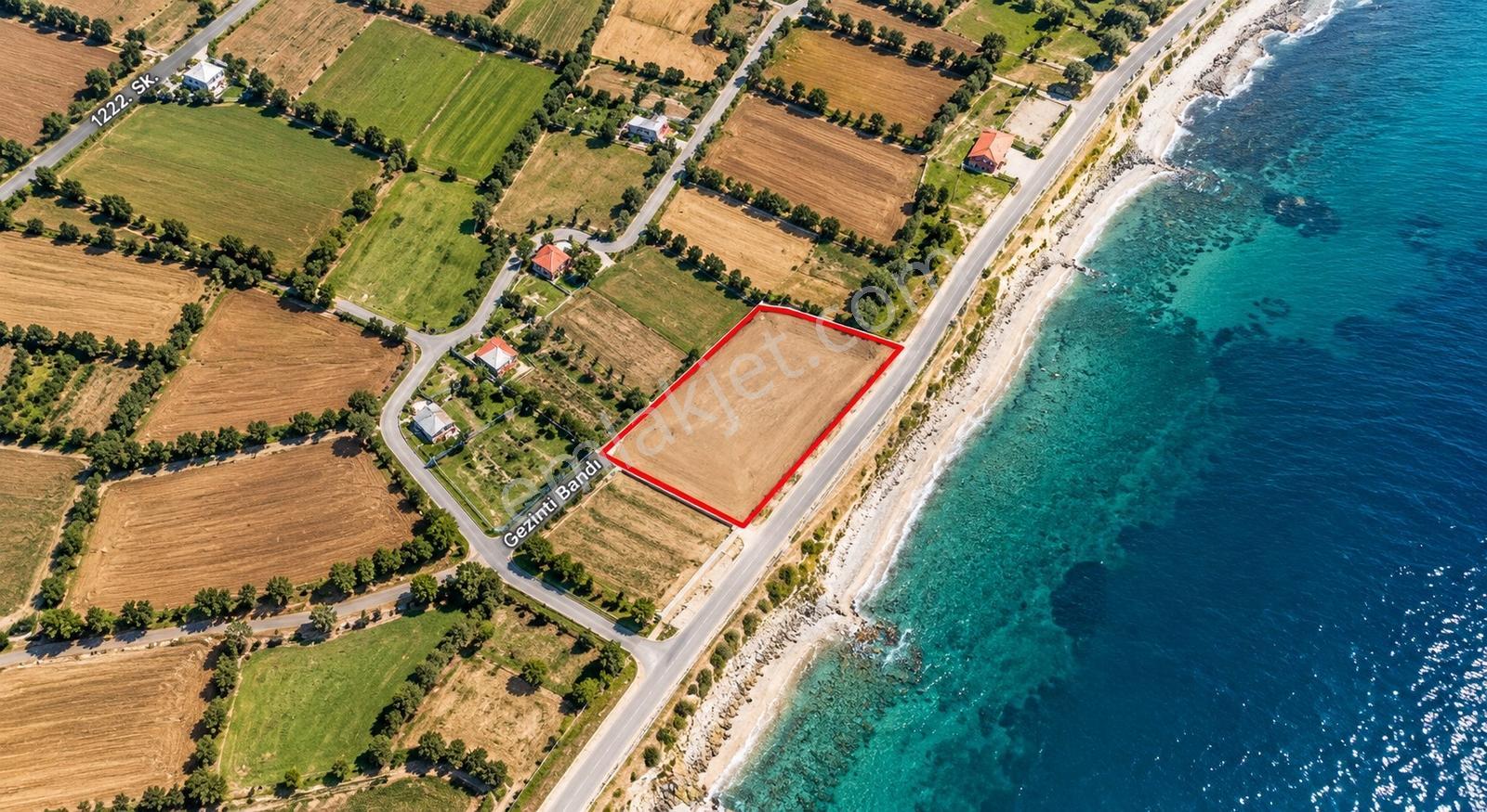 Göl Kenarı Satılık Yatırımlık 1.000m2 Arsa Hissesi — fotoğraf 3