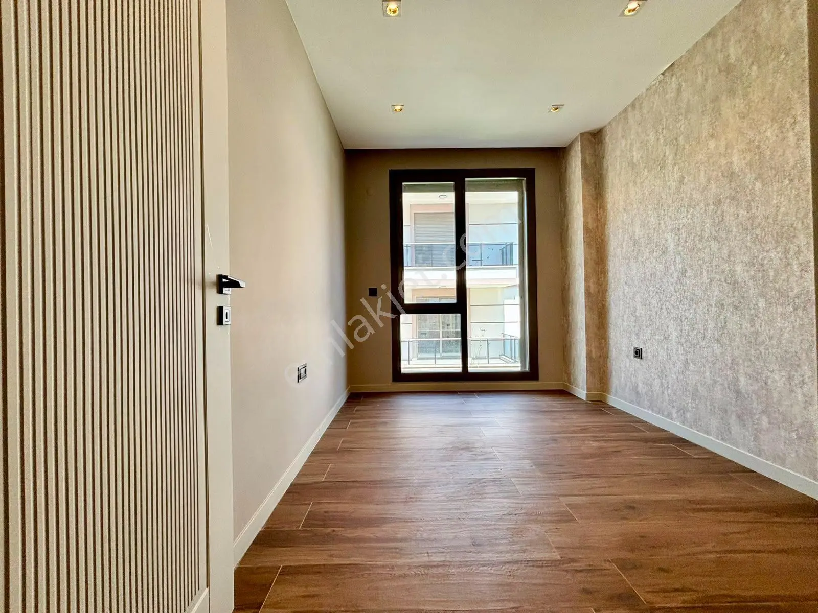 ꧁ay Emlaktan꧂güre'de Butik Sitede Yüzme Havuzlu Kuş Çıvıltılarıyla Huzur Bulacağınız Manzaralı Daire — fotoğraf 16