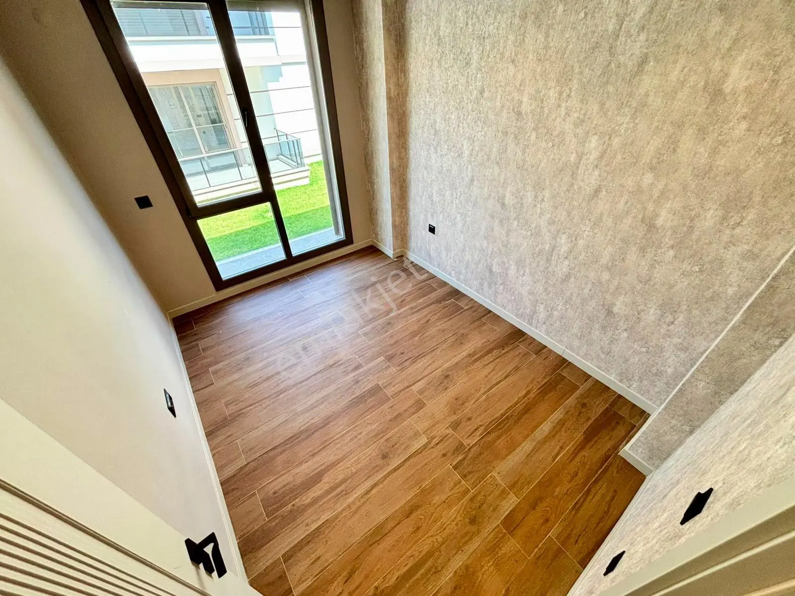 ꧁ay Emlaktan꧂güre'de Butik Sitede Yüzme Havuzlu Kuş Çıvıltılarıyla Huzur Bulacağınız Manzaralı Daire — fotoğraf 19