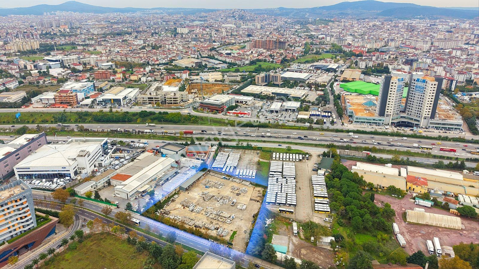 Sancaktepe 'De Satılık Ticari İmarlı Arsa