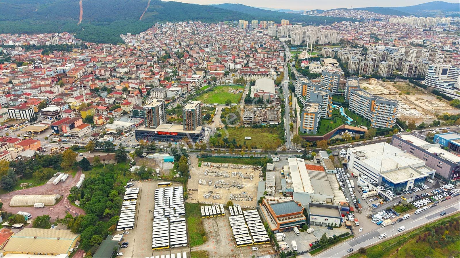 Sancaktepe 'de Satılık Ticari İmarlı Arsa — fotoğraf 8